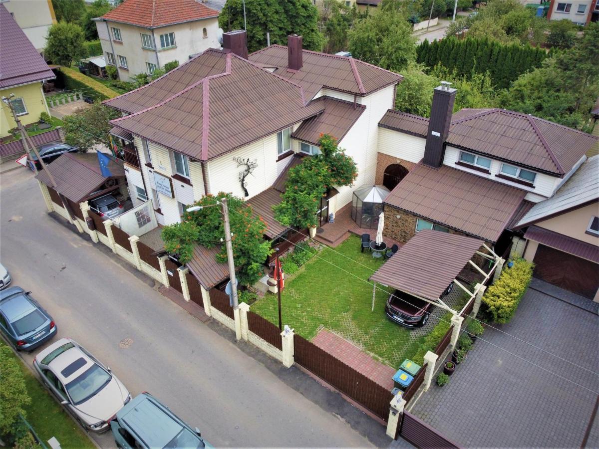 Aparthotel 4 ,, Cosy House Billiard " - Sauna & Parking คอนัส ภายนอก รูปภาพ